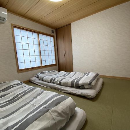 Wutong-40 Minutes Direct To Kansai Airport And 5 Minute Walk To Jr Or Subway Or Nankai Line And 1 Minute To Tsutenkaku The Landmark Of Osaka And Many Japanese Bistros Nearby Exterior photo