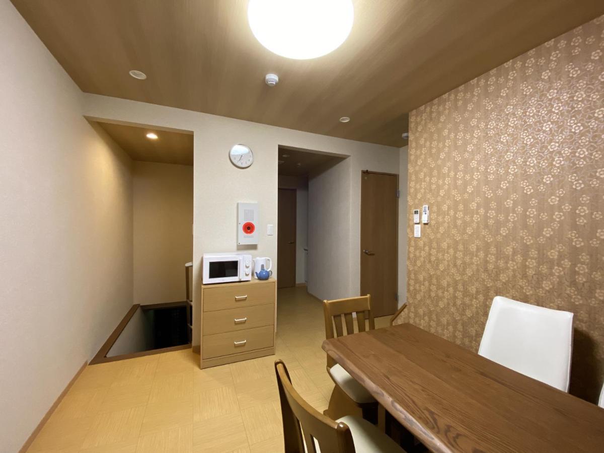 Wutong-40 Minutes Direct To Kansai Airport And 5 Minute Walk To Jr Or Subway Or Nankai Line And 1 Minute To Tsutenkaku The Landmark Of Osaka And Many Japanese Bistros Nearby Exterior photo
