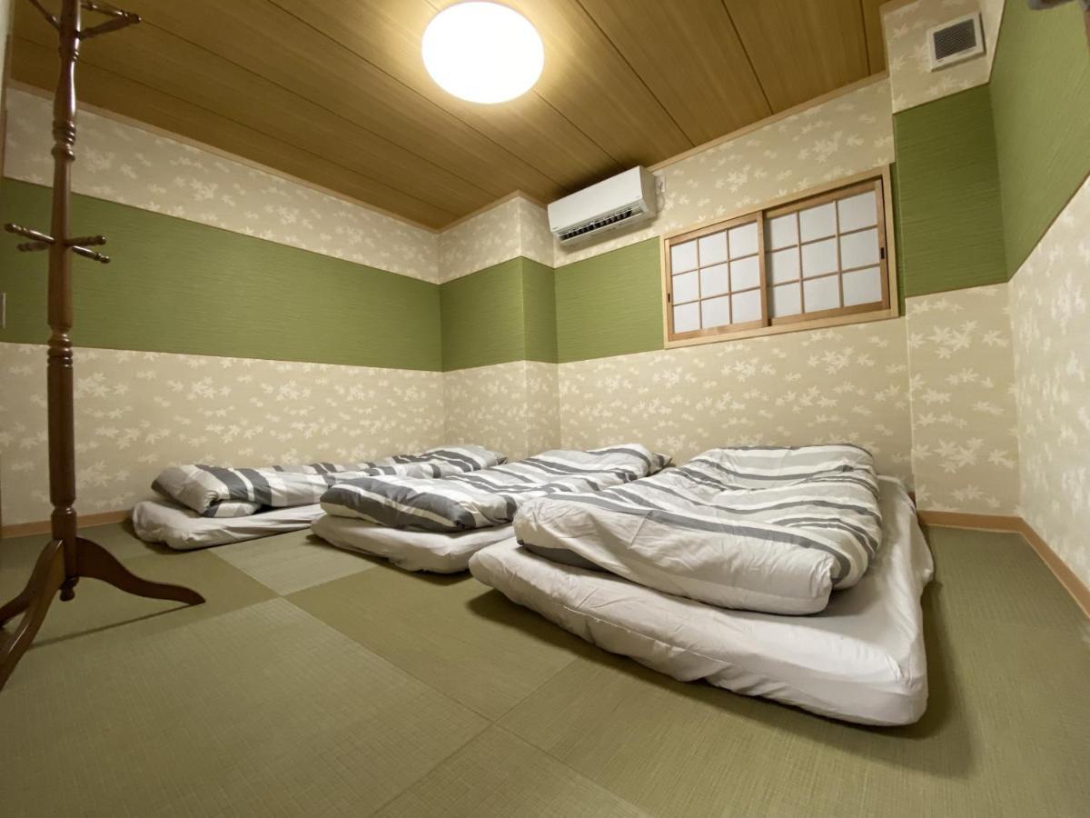 Wutong-40 Minutes Direct To Kansai Airport And 5 Minute Walk To Jr Or Subway Or Nankai Line And 1 Minute To Tsutenkaku The Landmark Of Osaka And Many Japanese Bistros Nearby Exterior photo