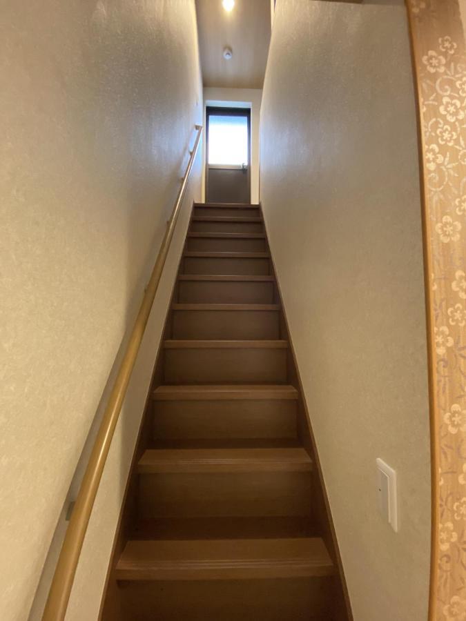 Wutong-40 Minutes Direct To Kansai Airport And 5 Minute Walk To Jr Or Subway Or Nankai Line And 1 Minute To Tsutenkaku The Landmark Of Osaka And Many Japanese Bistros Nearby Exterior photo